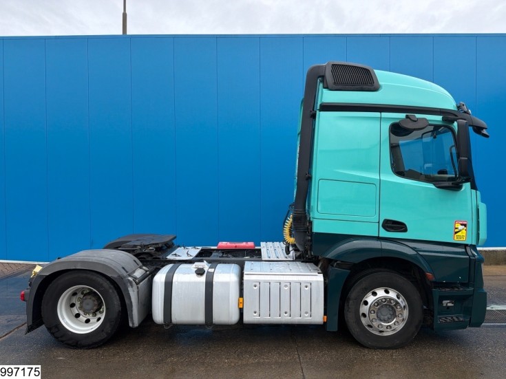 Mercedes Actros 1848