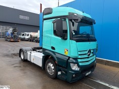 Mercedes Actros 1848