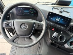 Mercedes Actros 1845