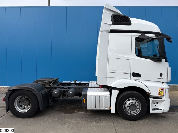 Mercedes Actros 1845