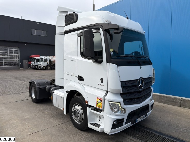 Mercedes Actros 1845
