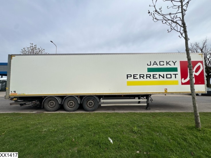 Fruehauf gesloten bak