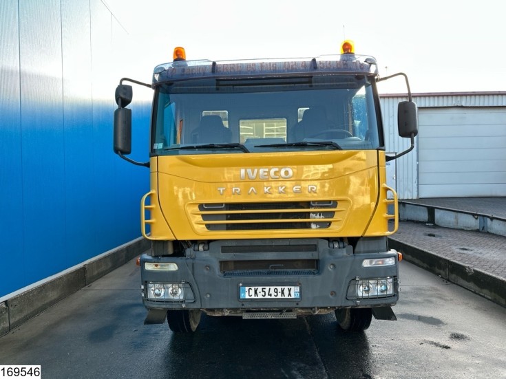 Iveco Trakker 380
