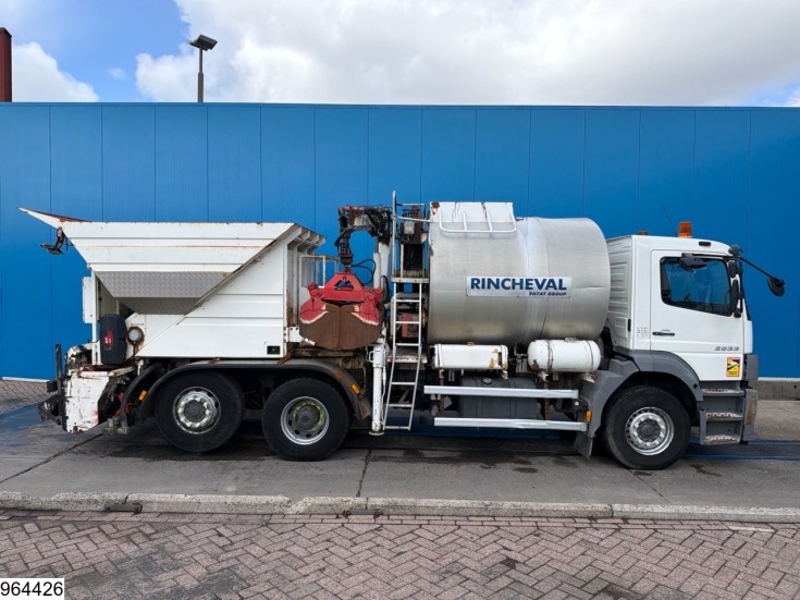 Mercedes Atego 2533