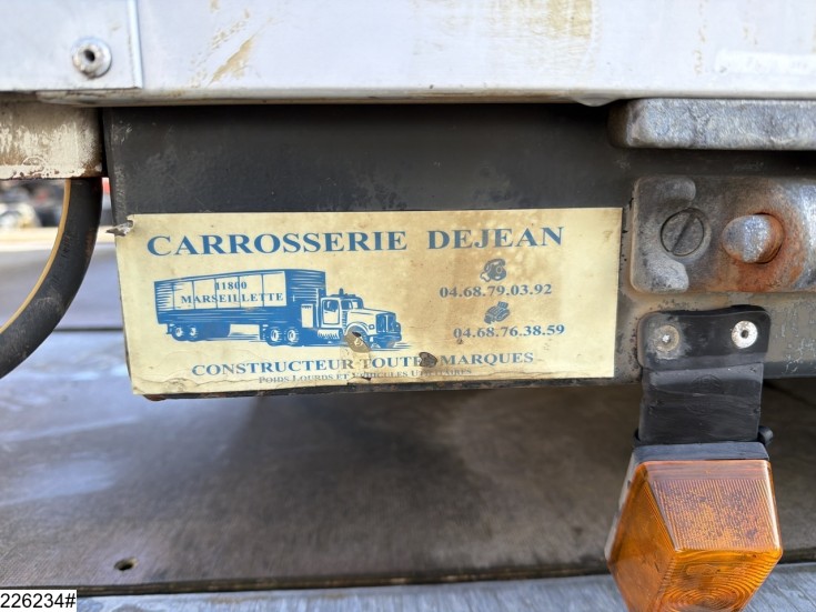 Carrosserie Dejean Gesloten laadbak