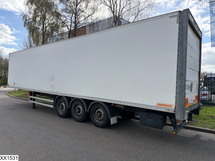 Fruehauf gesloten bak