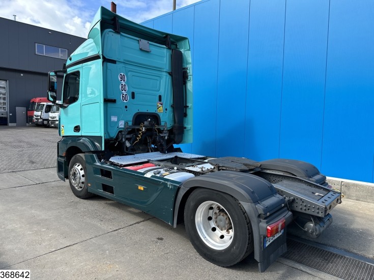 Mercedes Actros 1848