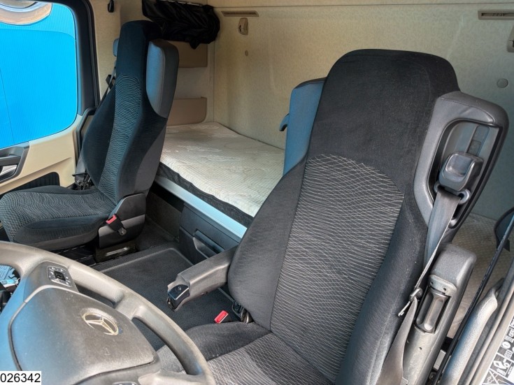 Mercedes Actros 1845