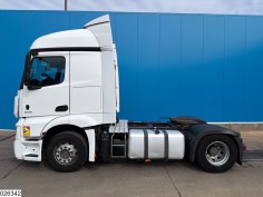 Mercedes Actros 1845