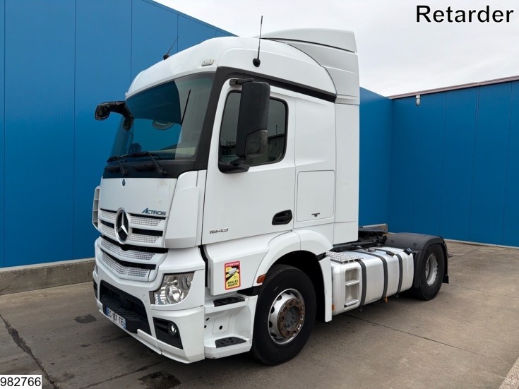 Mercedes Actros 1843