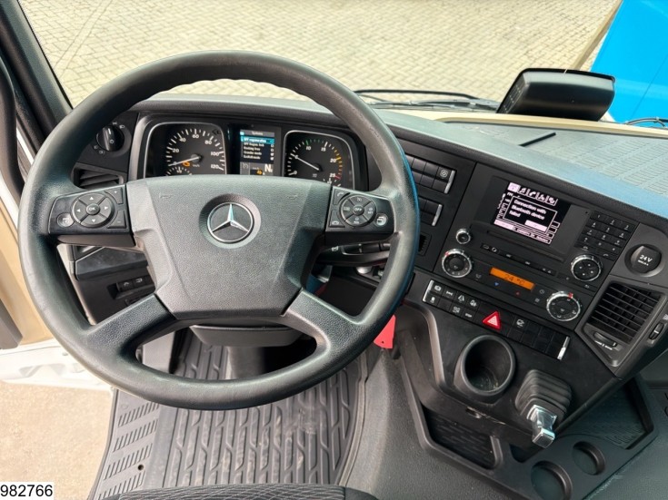 Mercedes Actros 1843