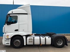 Mercedes Actros 1843