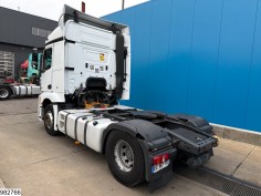 Mercedes Actros 1843