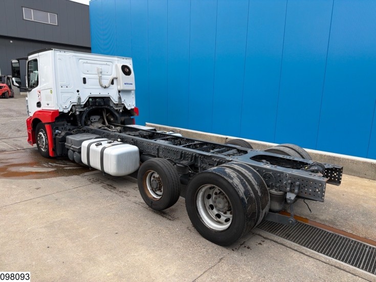 Mercedes Actros 2343