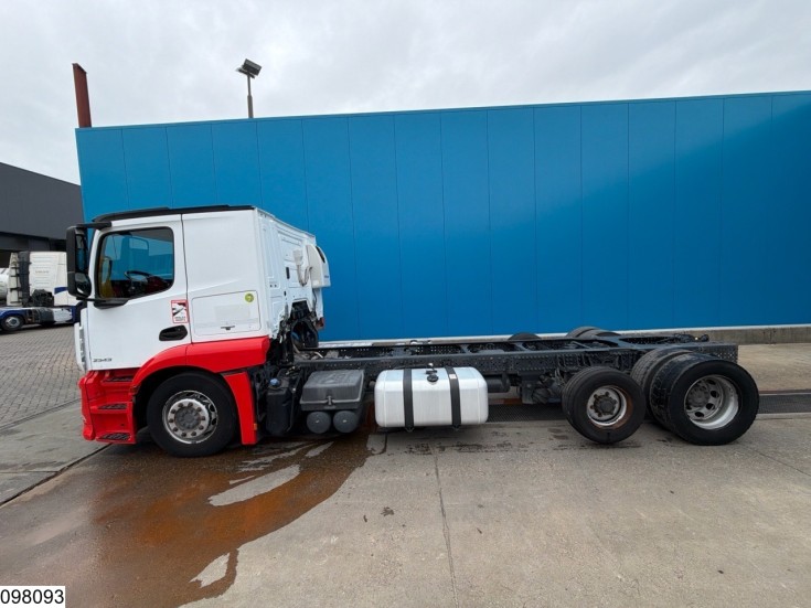 Mercedes Actros 2343