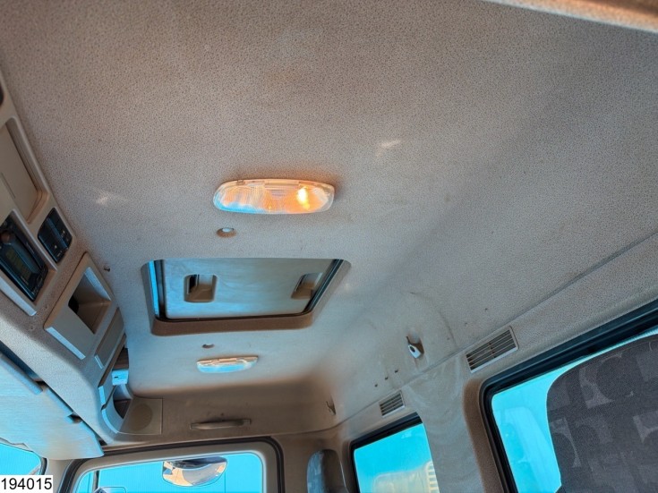 Mercedes Actros 3236