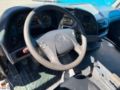 Mercedes Actros 3236