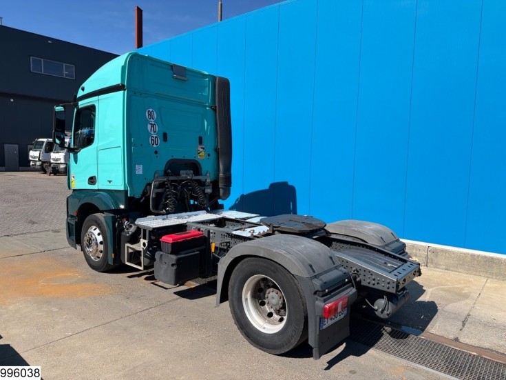 Mercedes Actros 1848