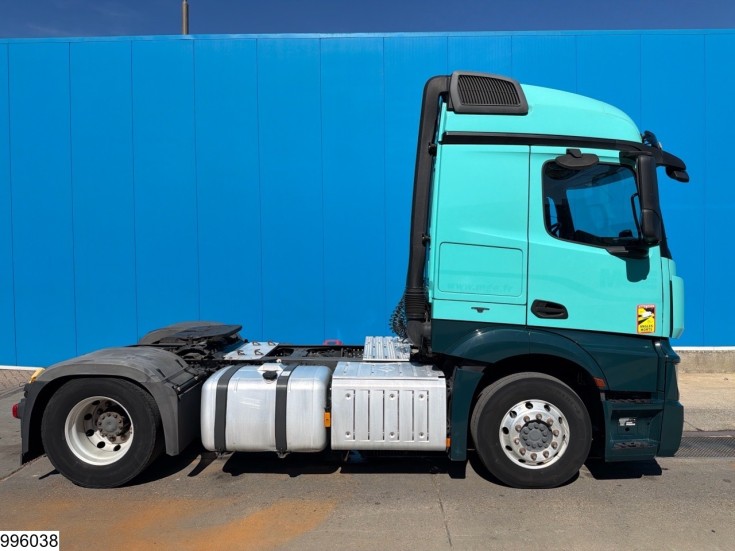 Mercedes Actros 1848