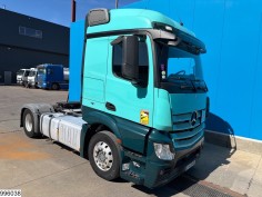 Mercedes Actros 1848