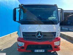 Mercedes Actros 1843