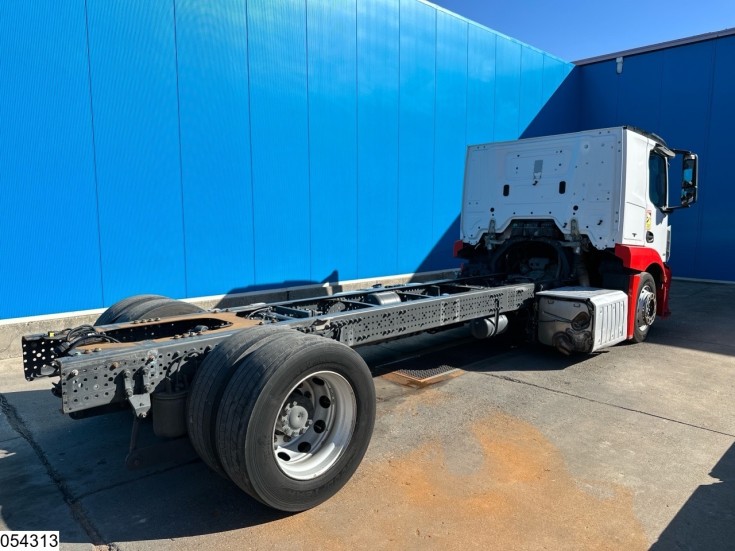 Mercedes Actros 1843