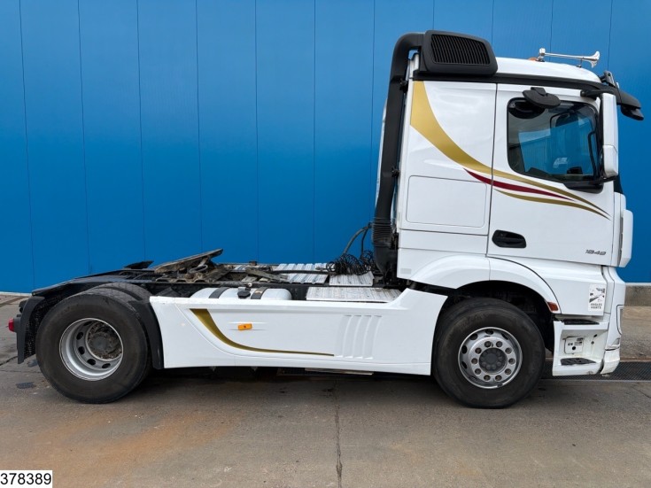 Mercedes Actros 1848