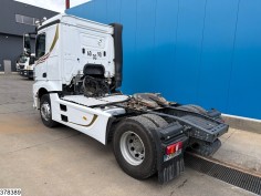 Mercedes Actros 1848