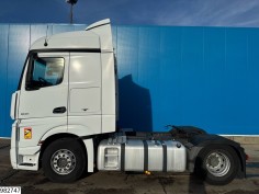 Mercedes Actros 1845