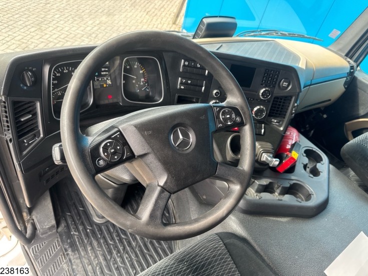 Mercedes Actros 1846