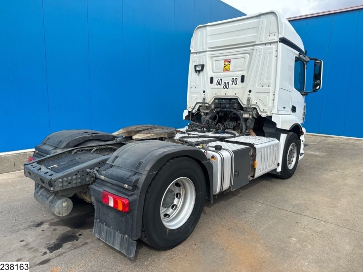 Mercedes Actros 1846