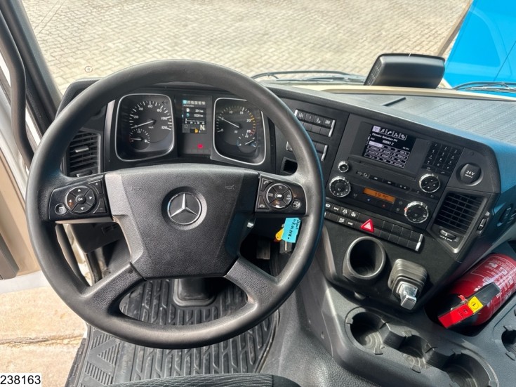 Mercedes Actros 1846