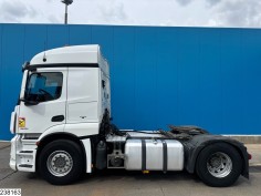 Mercedes Actros 1846