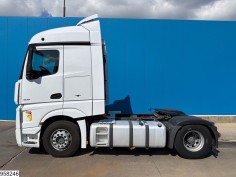 Mercedes Actros 1845