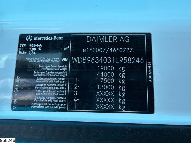 Mercedes Actros 1845