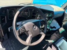 Mercedes Actros 1845