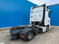 Mercedes Actros 1845