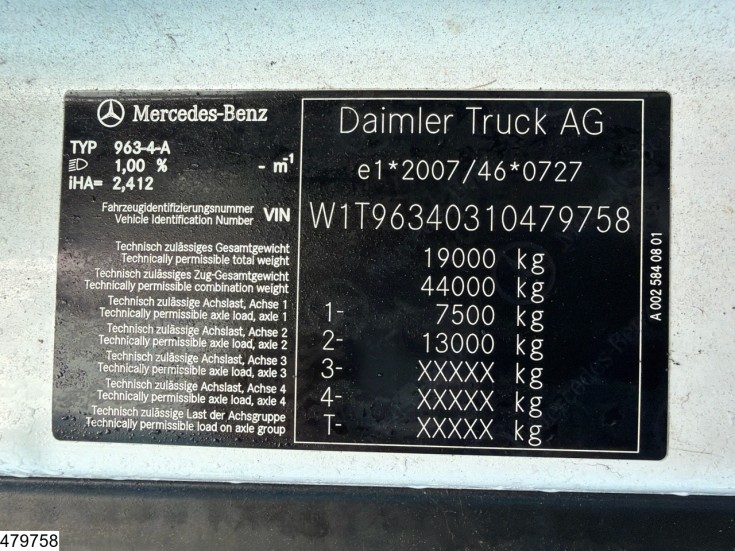 Mercedes Actros 1845