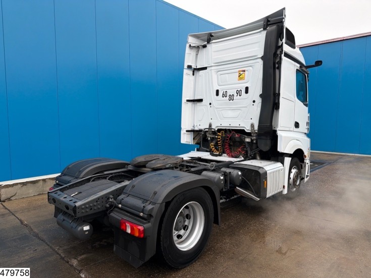 Mercedes Actros 1845