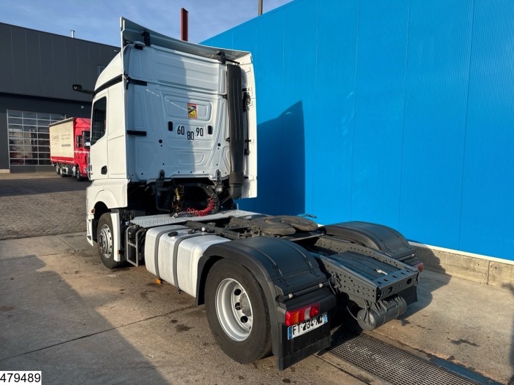 Mercedes Actros 1845