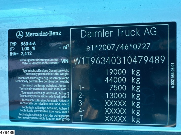 Mercedes Actros 1845