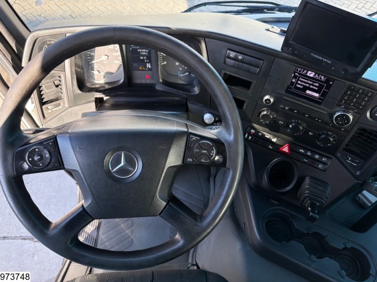 Mercedes Antos 2535
