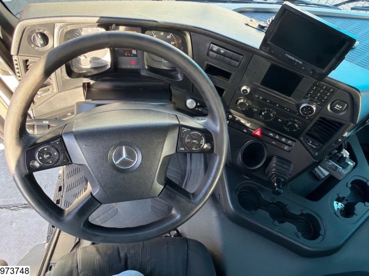 Mercedes Antos 2535
