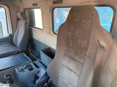 Mercedes Actros 3348