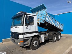 Mercedes Actros 3348