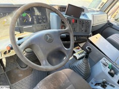 Mercedes Actros 3348