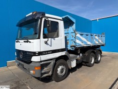 Mercedes Actros 3348