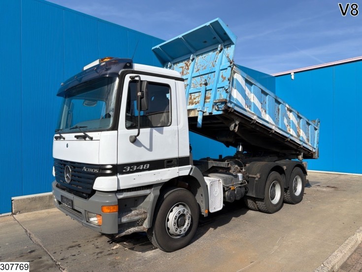 Mercedes Actros 3348