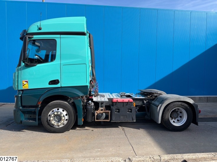 Mercedes Actros 1848