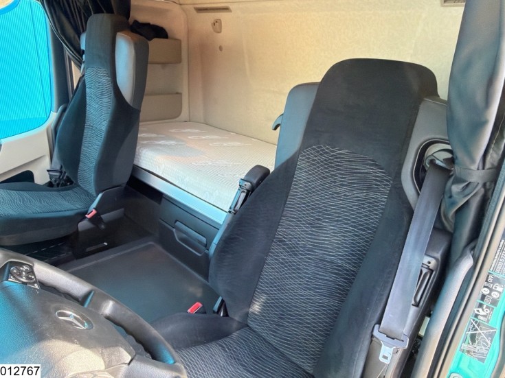 Mercedes Actros 1848